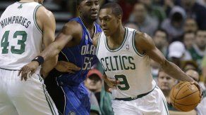 Rondo gana al fin con los Celtics