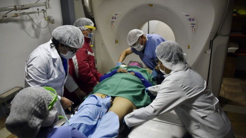Enfermos de cáncer enfrentan tragedia en Bolivia en medio de la pandemia