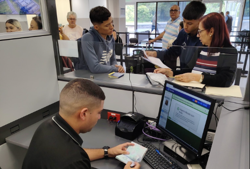 Migración Panamá pide repetir trámites en línea
