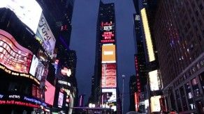 Seguridad y selfies en la cuenta atrás para la Nochevieja en Times Square