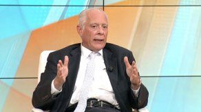 Ministro Consejero Temísticles Díaz niega vínculos con Girón