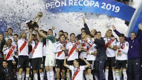 Campeón River recibe a Cerro Porteño con semis de Libertadores en la mira