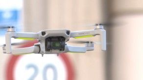 Madrid despliega drones para evitar multitudes en los cementerios