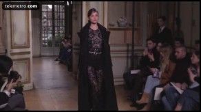 Zuhair Murad se adapta al prêt-a-porter en una colección sesentera