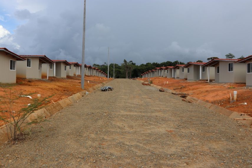 Proyecto habitacional ubicado en tierra firme cuando se encontraba al 60% de avance. Proyecto habitacional ubicado en tierra firme cuando se encontraba al 60% de avance.