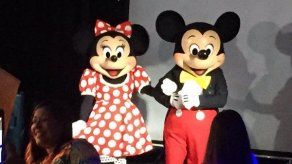 Todo listo para desfile de Navidad Disney Momentos Mágicos