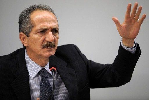 Rebelo se reúne con Valcke tras críticas a Mundial-2014