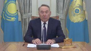 El presidente kazajo renuncia tras 30 años en el poder