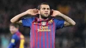 Alves: Esta es la versión del Madrid que más problemas nos crea
