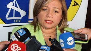 Continúa búsqueda de holandesas