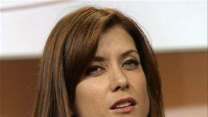 Esposo de actriz Kate Walsh le pide divorcio