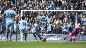 El Manchester City golea al QPR y confirma su descenso