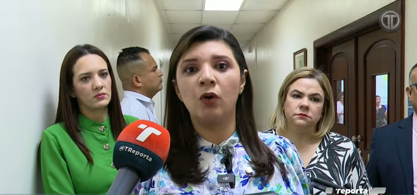 Ministra de Trabajo reacciona a declaraciones de extrabajadores bananeros.