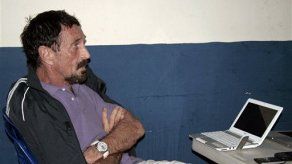 Guatemala niega asilo a McAfee; Belice lo espera