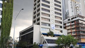 Sede principal de la DGI situada en la avenida Balboa.