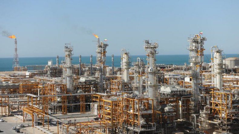 Irán inaugura masivo proyecto gasífero