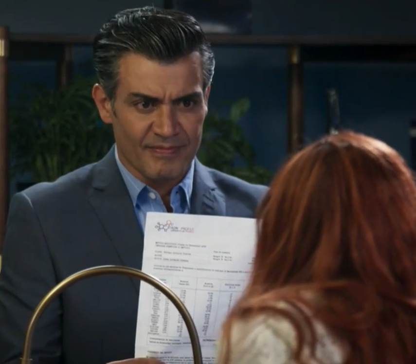 LA MADRASTRA | Lucrecia engaña a Esteban sobre la paternidad de Lucía