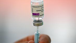 La mayoría de los países europeos que continúan usando la vacuna de AstraZeneca, han impuesto límites de edad.