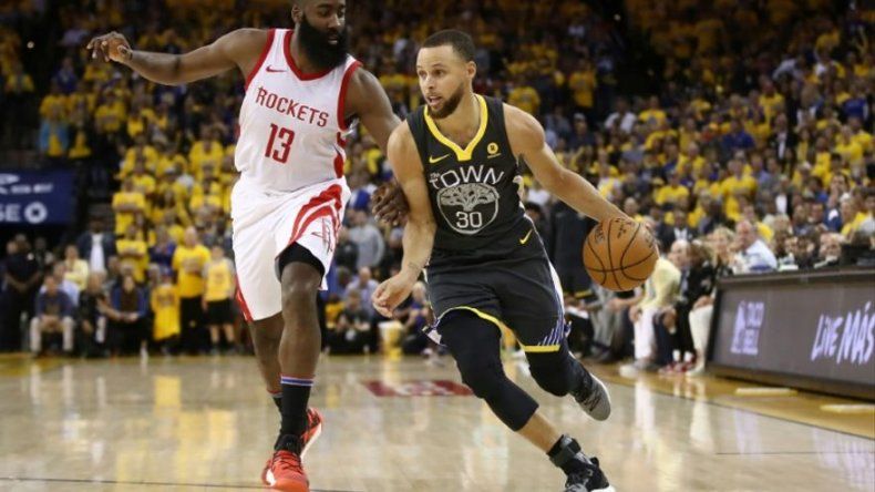 Harden anota 30; Rockets igualan serie ante Warriors