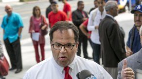 California: Juez elimina protección a maestros