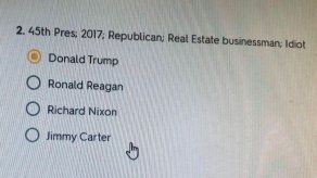 Florida: Maestra se refiere a Trump como idiota en examen