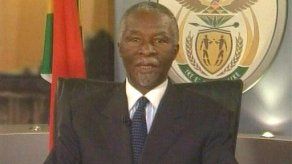 Dimite el presidente de Sudáfrica