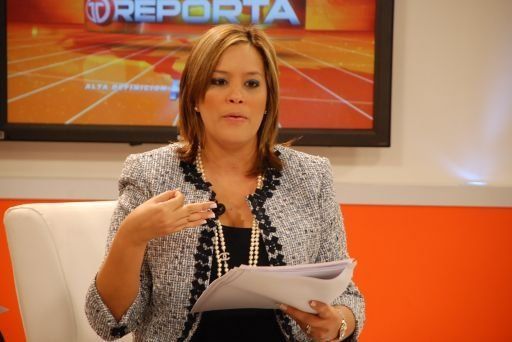 Formulan cargos a ex directora de Migración María C. González