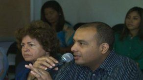 Docentes expresan preocupación por decretos del Meduca durante diálogo