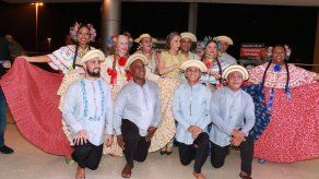 Florinda Meza celebra con caricaturistas en Panamá