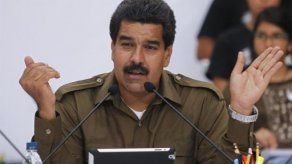 Maduro dice Chávez se apareció en forma de pajarito chiquitico