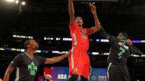 Durant y James lucharan por el MVP; Thunder y Heat por el título