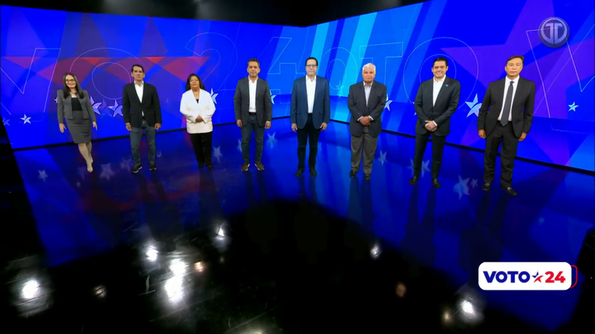 Debate presidencial: Orden de los podiums de los candidatos de izquierda a derecha&nbsp;