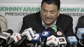 Araya hizo historia con retirada de la candidatura presidencial en Costa Rica