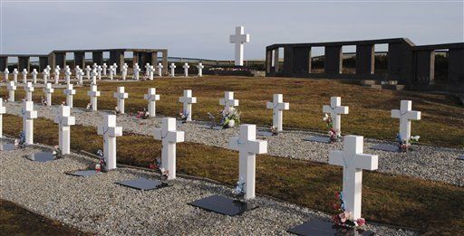 Dañan monumento a los argentinos caídos en Guerra de las Malvinas