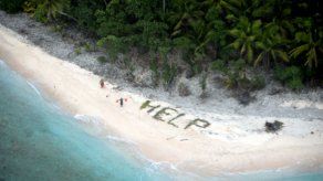 Hallan a 3 náufragos en isla desierta de Micronesia