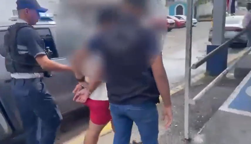 Rescatan a mujer colombiana presuntamente retenida en la avenida de Los Mártires.