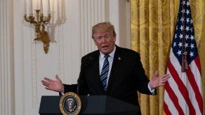 Trump angustiado por tiroteo absolutamente horrible en escuela en Texas