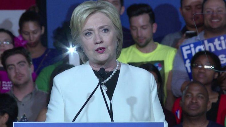 Supermartes refuerza el liderazgo de Clinton y Trump