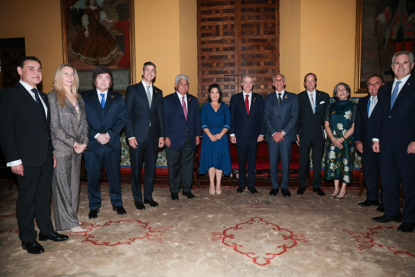 Mulino se reúne con presidentes latinoamericanos