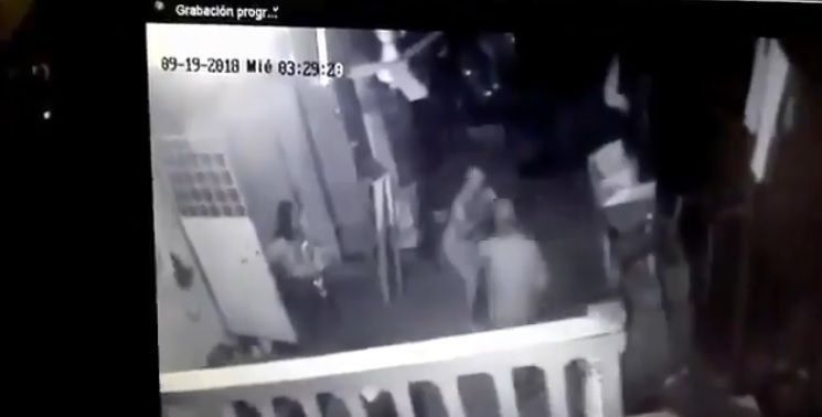 Delincuentes armados asaltaron a una familia en residencia de Torrijos Carter