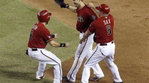 Diamondbacks vencen a Azulejos