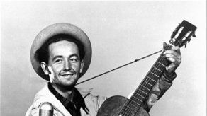 Intersección en Los Angeles ahora tiene nombre de Woody Guthrie