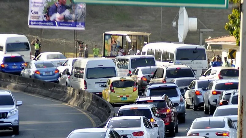 MOP anuncia cierre en la autopista Arraiján - La Chorrera