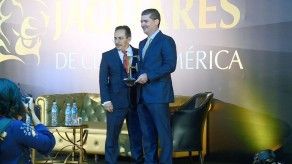 Forbes entrega premio a la Excelencia Empresarial a gerente de Medcom y Cable Onda