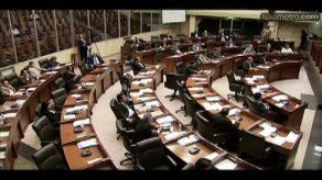 Mujeres con dos o más hijos podrán esterilizarse desde los 23 años