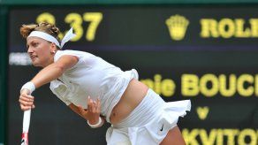 La policía checa detiene a hombre que amenazó a tenista Kvitova