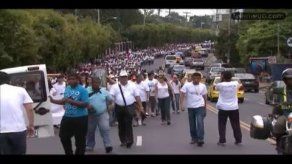 Jóvenes panameños marcharon en la Gran Caminata por la Paz
