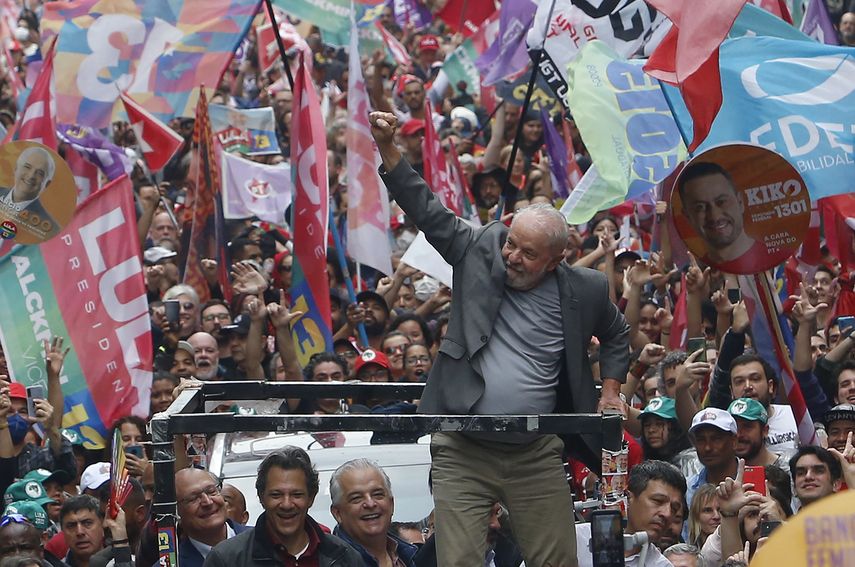 El expresidente de Brasil (2003-2010) y candidato presidencial por el izquierdista Partido de los Trabajadores (PT)