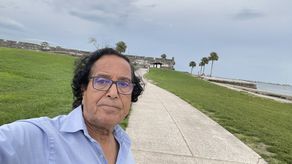 Saad Ibrahim Almadi, es un estadounidense de origen saudita, de 70 años de edad.