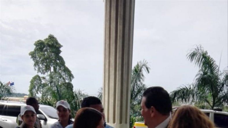 Entregan 8 mil nuevas firmas para apoyar candidatura de Martinelli a la Alcadía